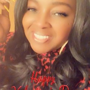 Meet your Posher, Towana